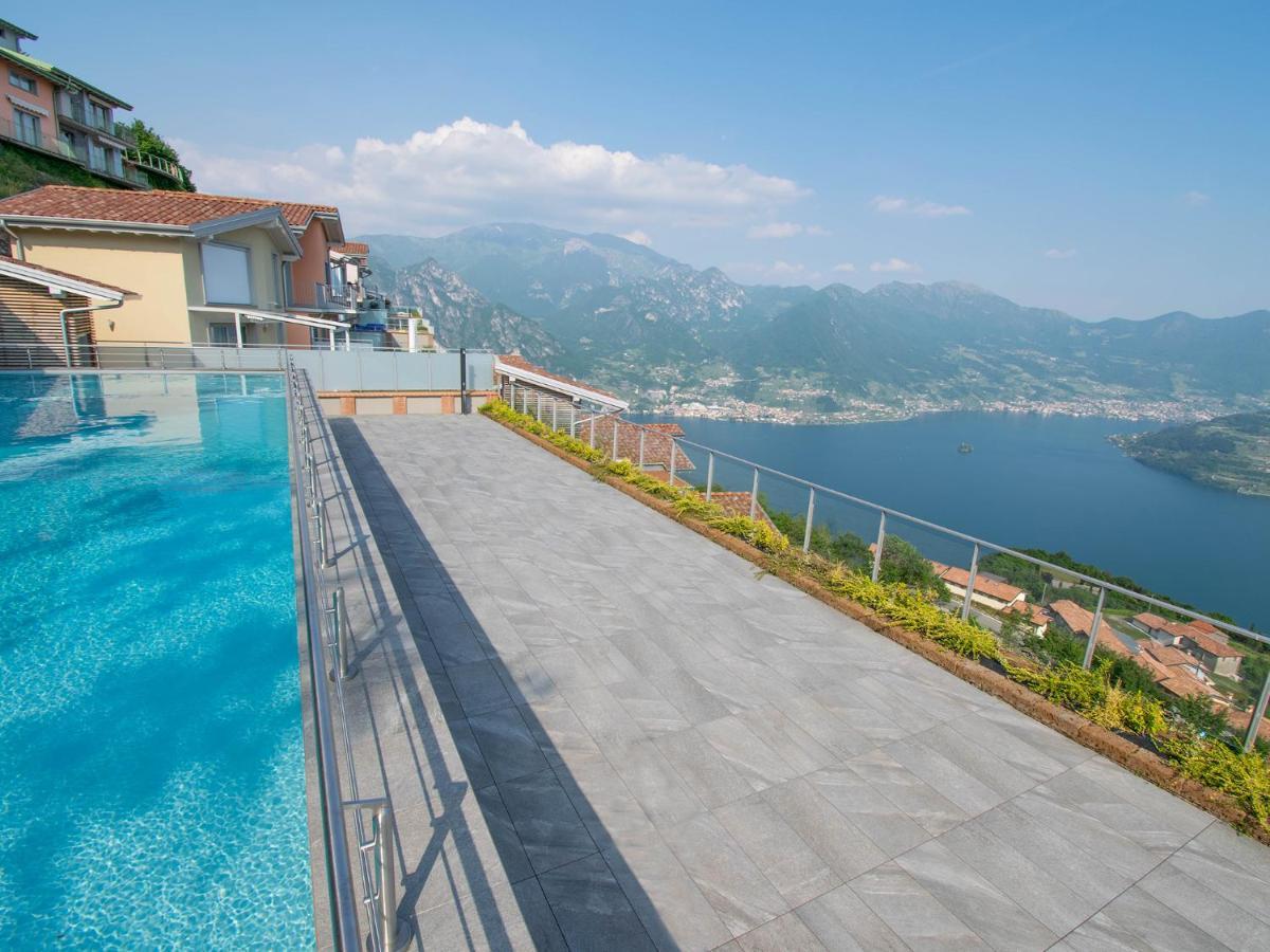 Van Gogh - Beautiful Lake Iseo View And Swimming Pool Parzanica Eksteriør billede